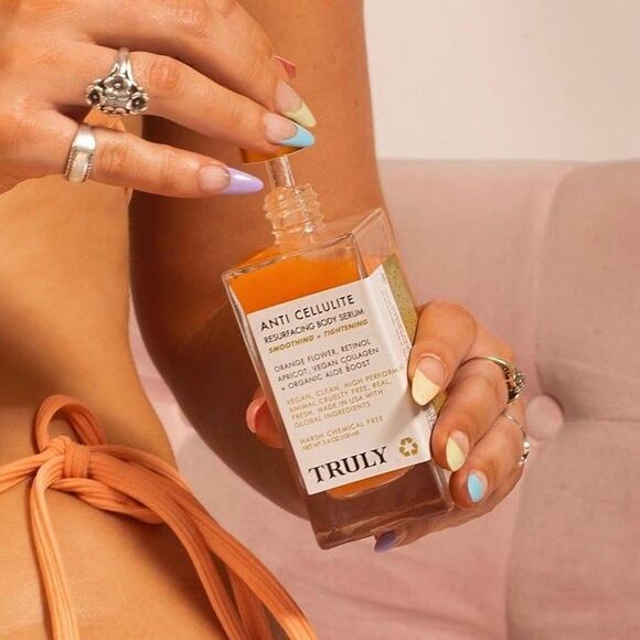 TRULY Beauty: Anti Cellulite Resurfacing Body Serum - Picture 5 of 9